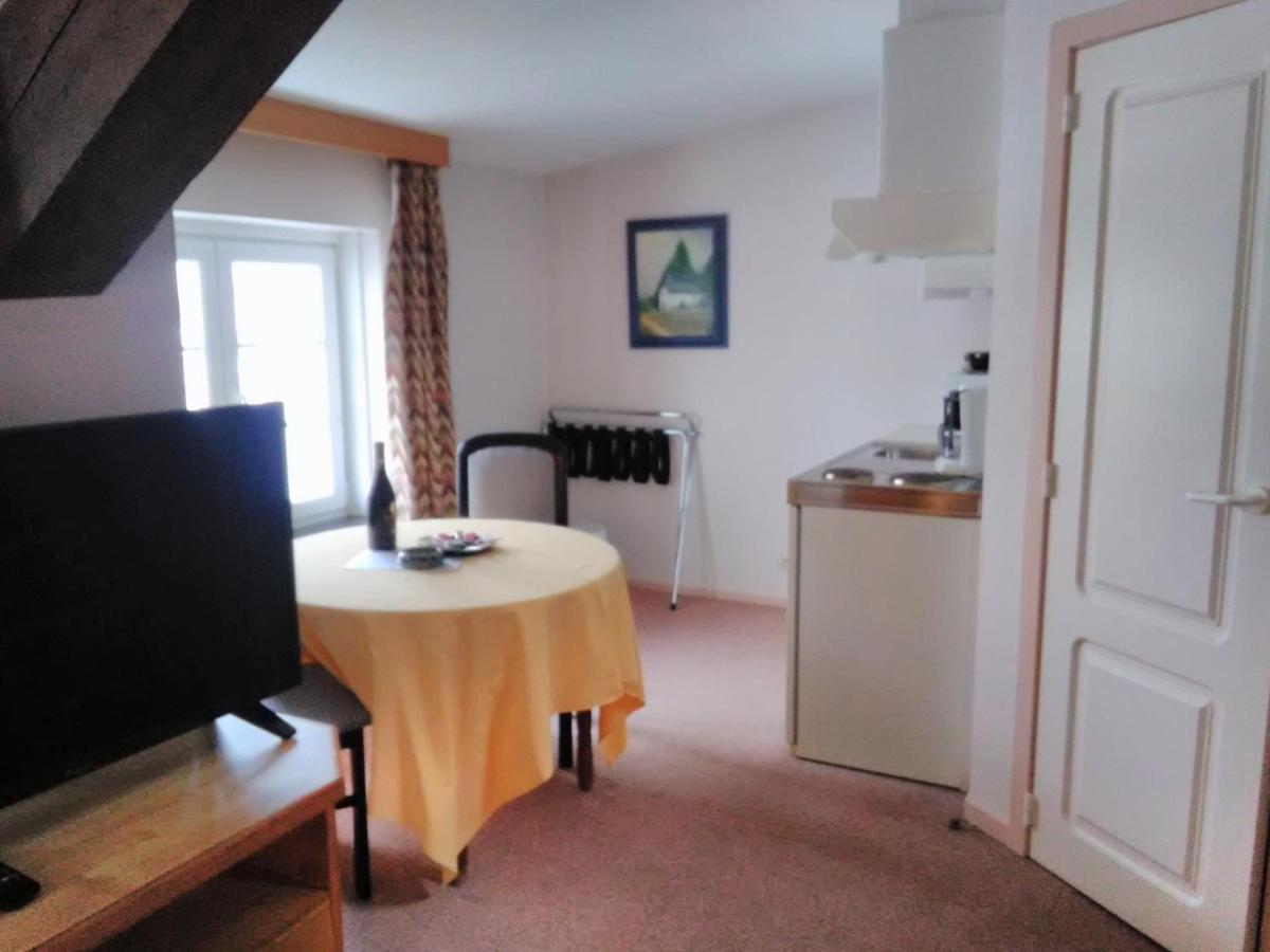 Petite Chatelaine Batiment Les Chevaliers Herbeumont Zewnętrze zdjęcie